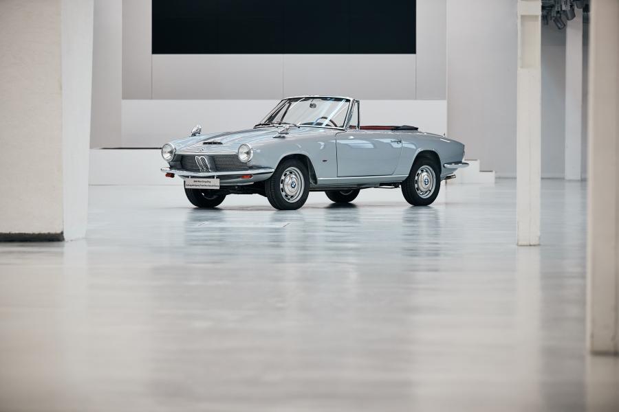  BMW 3200 CS Convertible 1967 года  (фото 3 из 18)